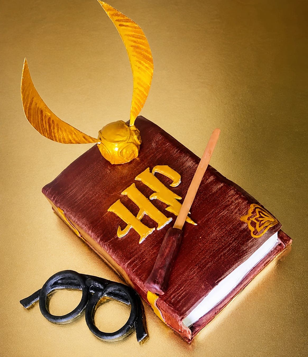 Wizarding World Spellbook Cake